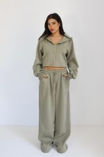 ⁦חליפת קפוצ׳ון לוז⁩ – תמונה ⁦26⁩