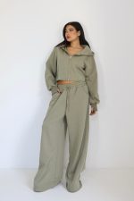 חליפת קפוצ׳ון לוז