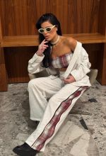 חליפת טופ משבצות