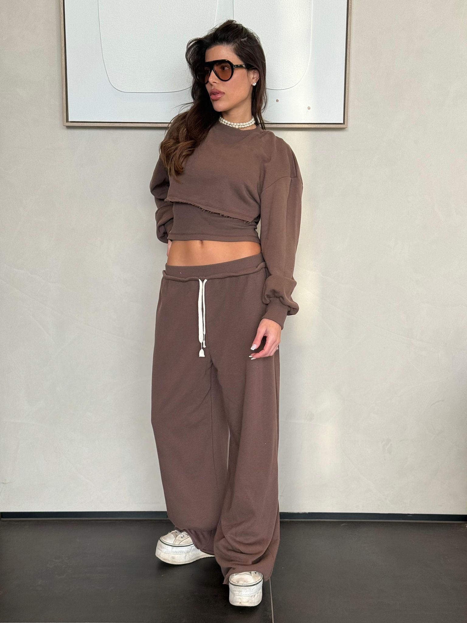 0a4b61a0-d847-4cd4-ba71-fc0b1adcbe9a חליפת קרופ גופיה – תמונה 1