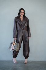 ⁦חליפת עור⁩ – תמונה ⁦4⁩