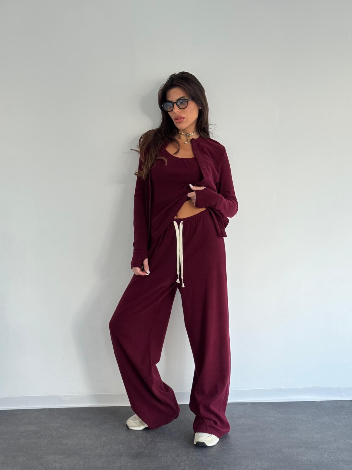 37b63709-15f3-4c56-b0a4-7488275495ec חליפת בלה 3 חלקים – תמונה 1