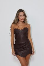 ⁦שמלת מיני עור⁩ – תמונה ⁦4⁩