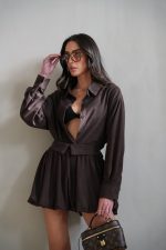 ⁦חליפת חצאית קיפול⁩ – תמונה ⁦2⁩