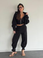 ⁦חליפת זארה⁩ – תמונה ⁦2⁩