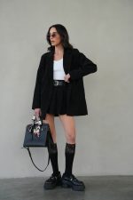 ⁦חליפת בלייזר חצאית⁩ – תמונה ⁦7⁩