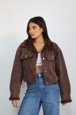 ג׳קט צווארון פרוווה