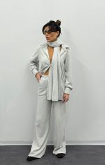 ⁦חליפת שלוש חלקים שילוב צעיף⁩ – תמונה ⁦3⁩