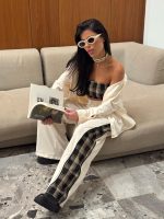 ⁦חליפת טופ משבצות⁩ – תמונה ⁦2⁩