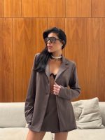 ⁦חליפת בלייזר חצאית⁩ – תמונה ⁦9⁩