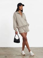 ⁦חליפת שורט H⁩ – תמונה ⁦6⁩