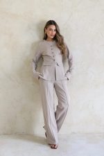 ⁦חליפה מחויטת כפתורים⁩ – תמונה ⁦12⁩