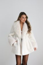 ⁦מעיל פרווה⁩ – תמונה ⁦6⁩