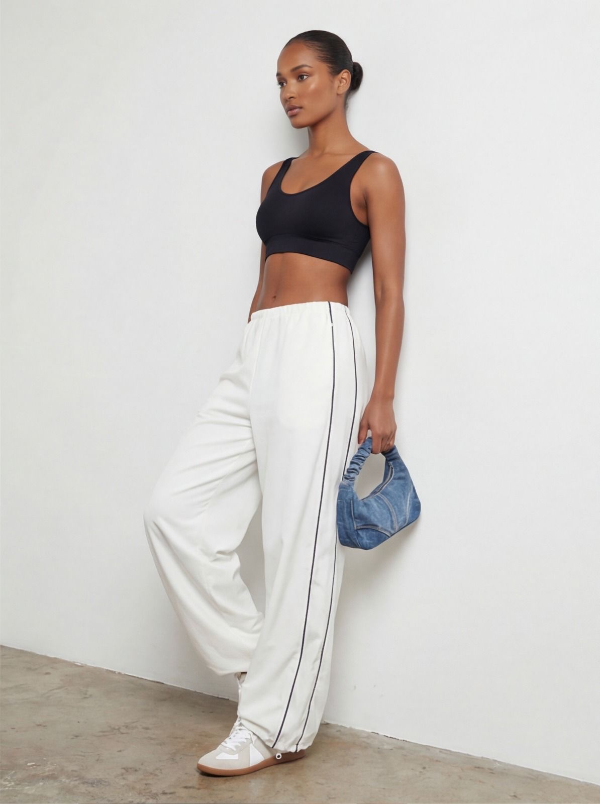 c84d39fc-f4f6-4749-a7c9-652b0d0ca1be-3 מכנס פס – תמונה 1