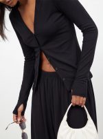 ⁦חליפת בלון כפתורים⁩ – תמונה ⁦6⁩