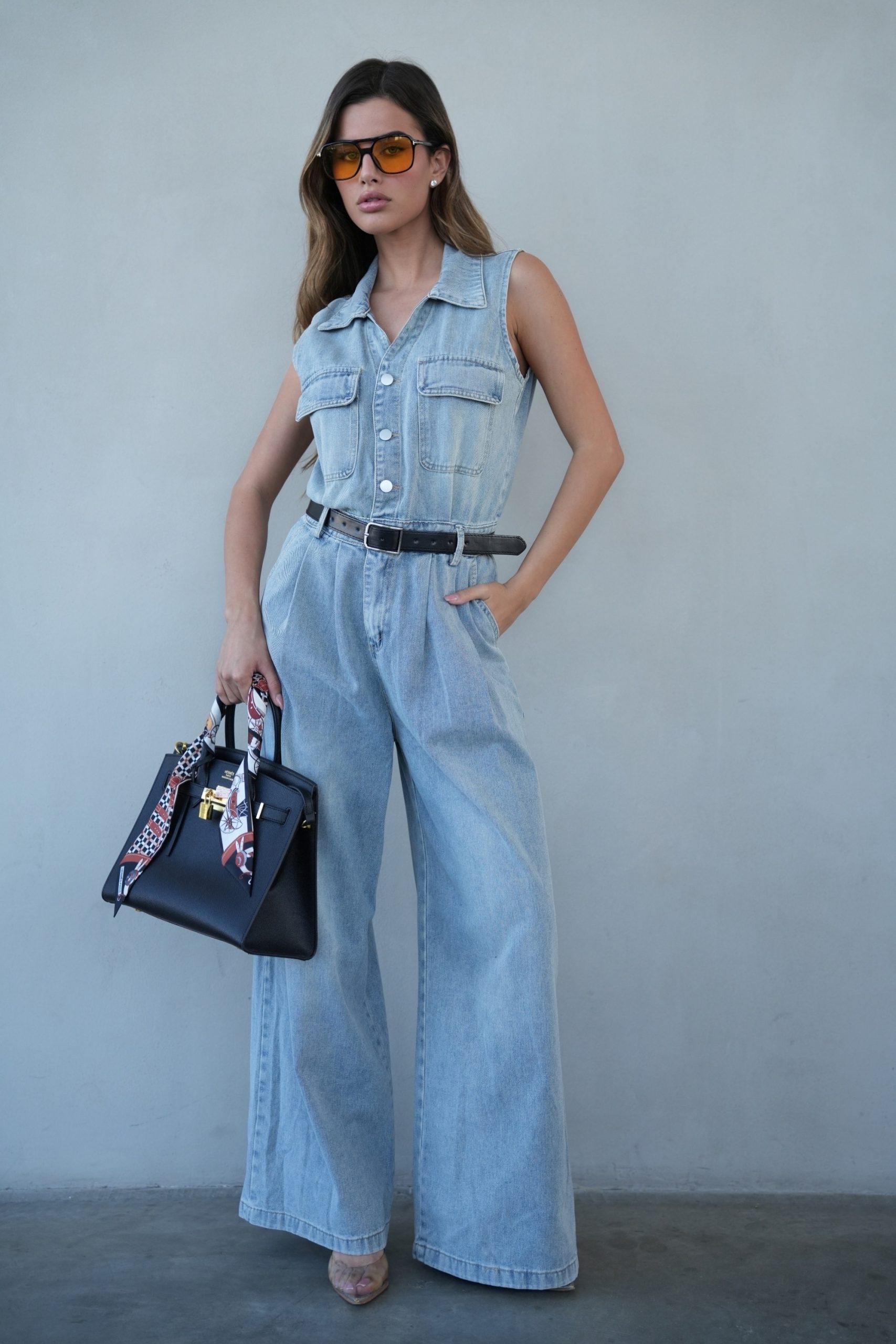 7807b898-2e84-458f-a9aa-0b2c63594da0 אוברול ג׳ינס ארוך – תמונה 1