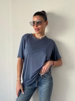 ⁦חולצת בייסיק עננים⁩ – תמונה ⁦4⁩