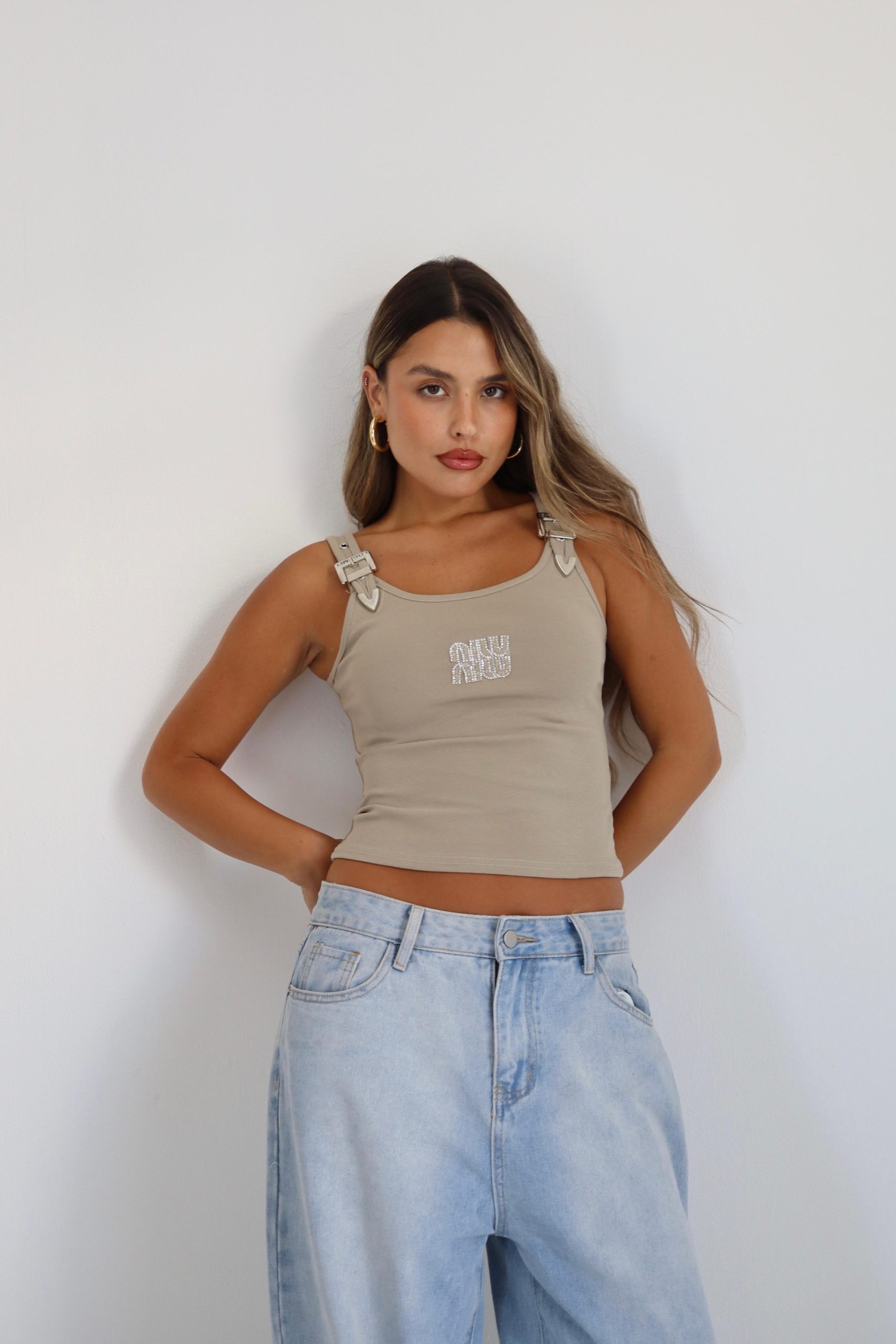 e3b2a183-99b9-4848-8f8a-be23273fd83e גופית חגורה מיו – תמונה 1