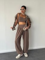 ⁦חליפת טופ מכנס משולש⁩ – תמונה ⁦3⁩