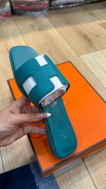 נעל הרמס עור טורקיז