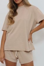 ⁦חליפת שורט אוברסייז⁩ – תמונה ⁦3⁩