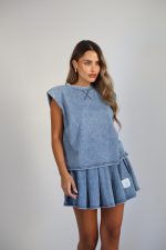 ⁦חליפת חצאית ג׳ינס⁩ – תמונה ⁦3⁩