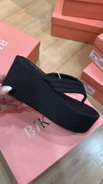 כפכף פלטפורמה