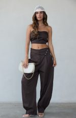 ⁦חליפת טופ מכנס בלון כפתורים⁩ – תמונה ⁦5⁩