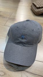 ⁦כובע H⁩ – תמונה ⁦7⁩