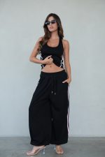 ⁦חליפת גופיה פס בצד⁩ – תמונה ⁦4⁩