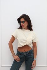 ⁦חולצת קרופ כפל⁩ – תמונה ⁦2⁩