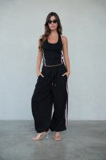 ⁦חליפת גופיה פס בצד⁩ – תמונה ⁦3⁩