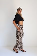 ⁦חליפת זברה⁩ – תמונה ⁦2⁩