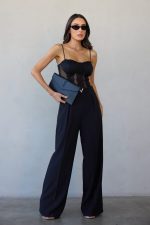 ⁦מכנס V⁩ – תמונה ⁦2⁩
