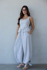 ⁦חליפת משבצות כנפיים⁩ – תמונה ⁦2⁩